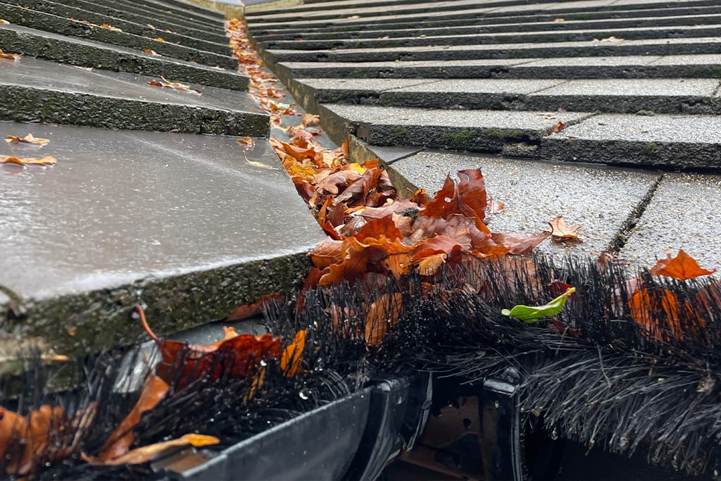 Gutter Cleaning in Amersham