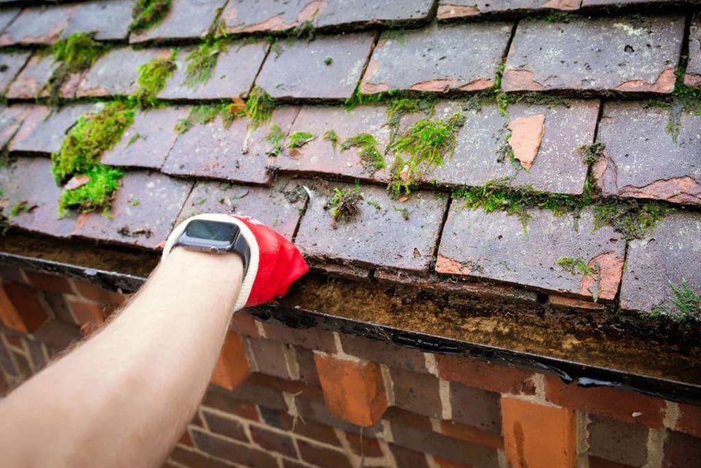 Gutter Cleaning in Minster Lovell