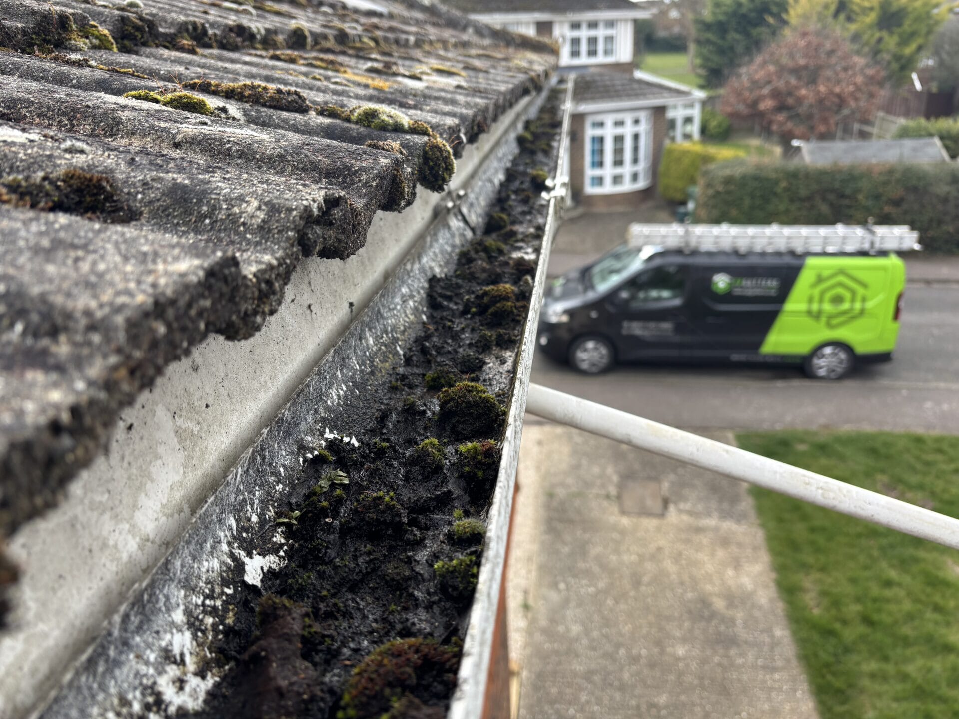 Gutter cleaning in Greater London